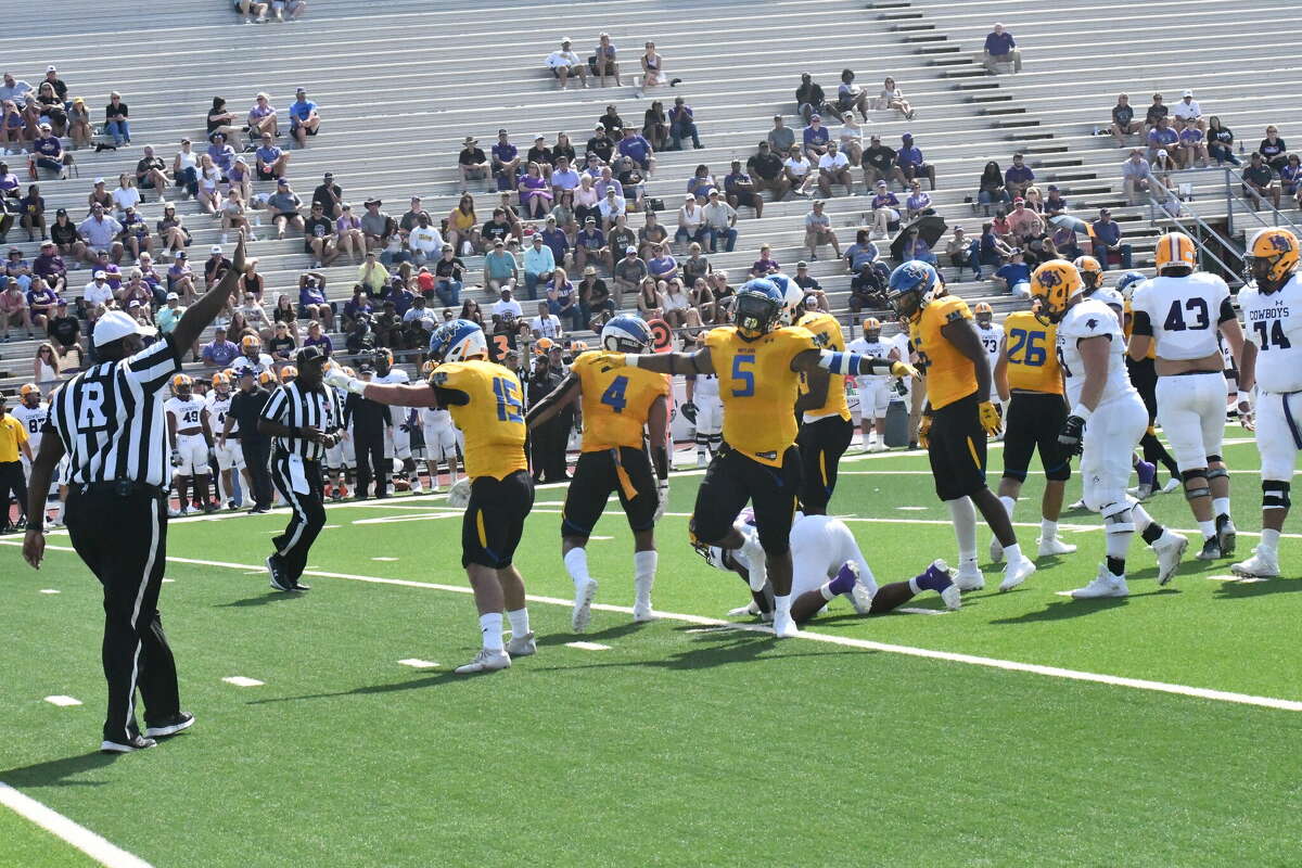 pioneers-suffer-historic-loss-to-hardin-simmons