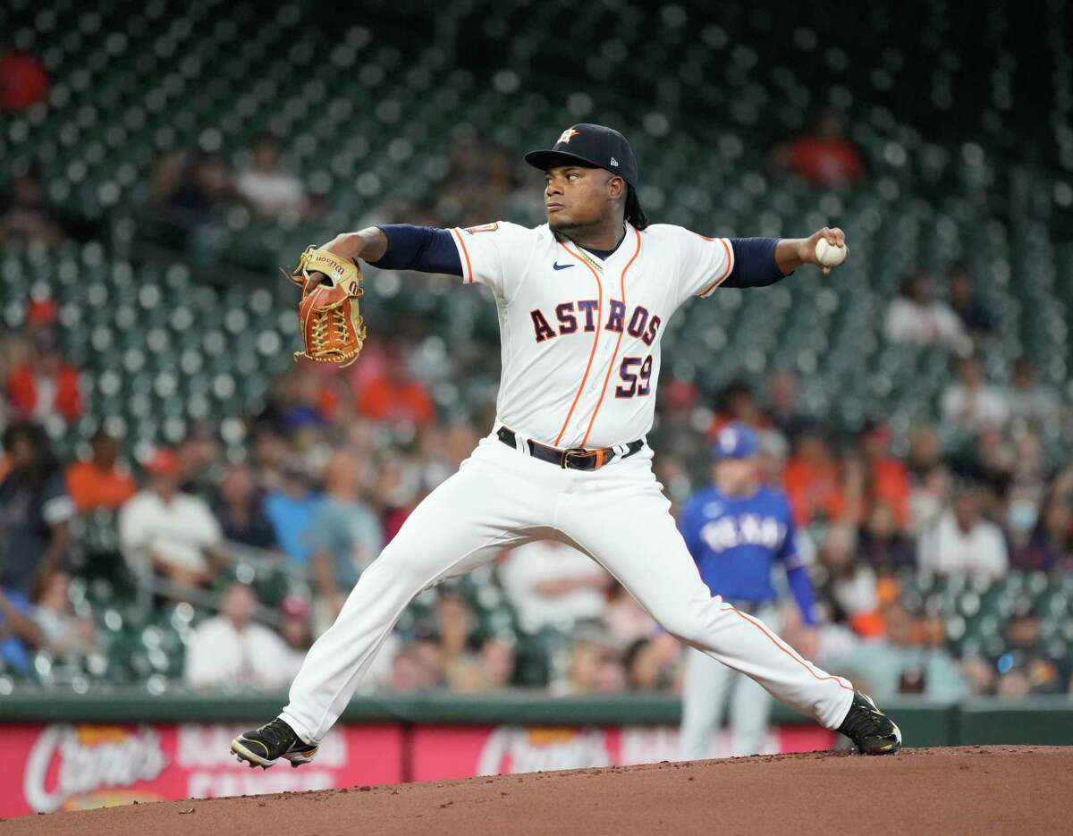 Houston Astros: Bad defense, lack of timely hits dot loss to Rangers