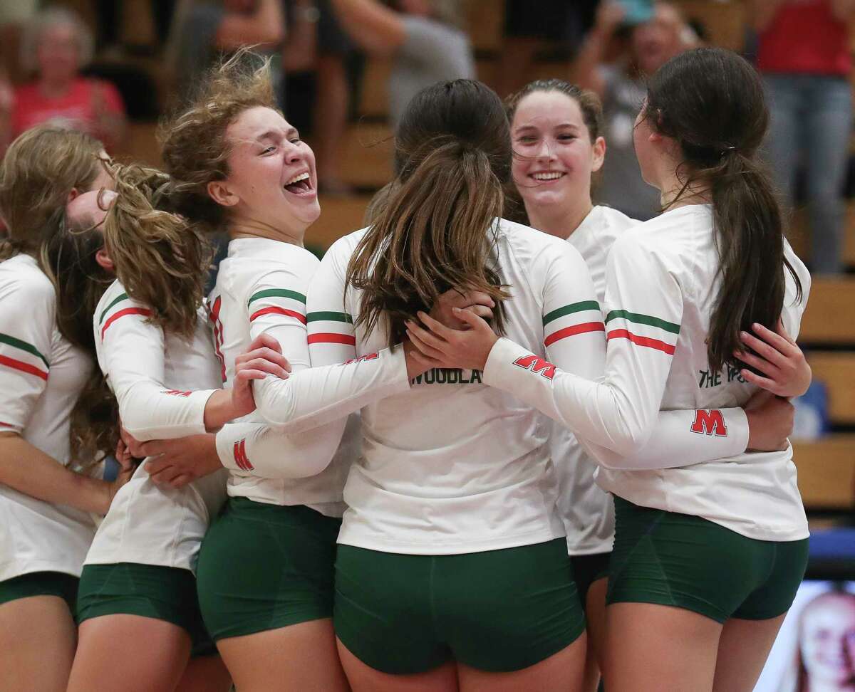 Houston volleyball The Woodlands outlasts Grand Oaks in five sets