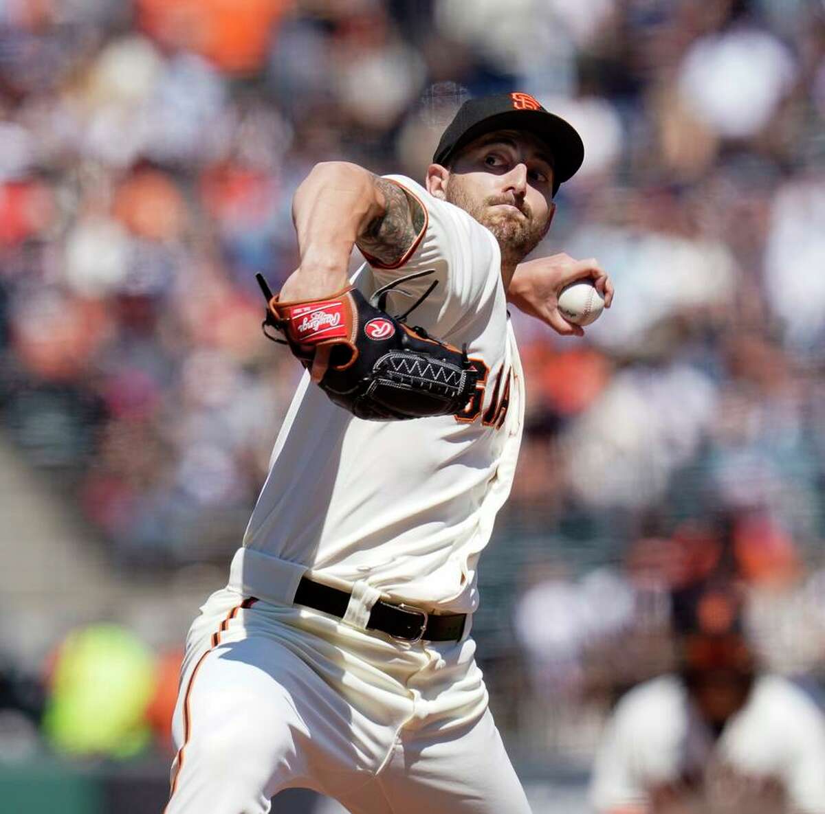 Giants pick up Reds pitcher and add to a growing bullpen – KNBR