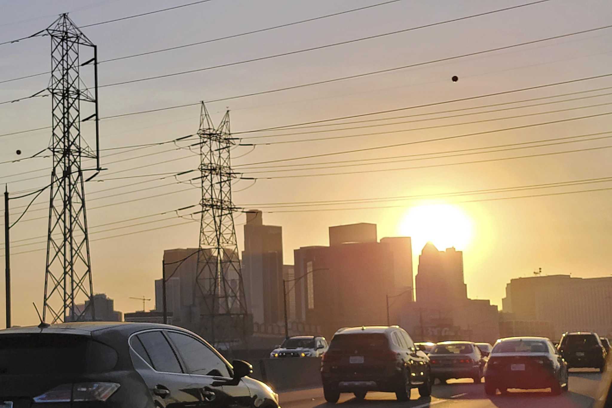 California heat wave: Power grid could see near-record demand - Vimarsana News