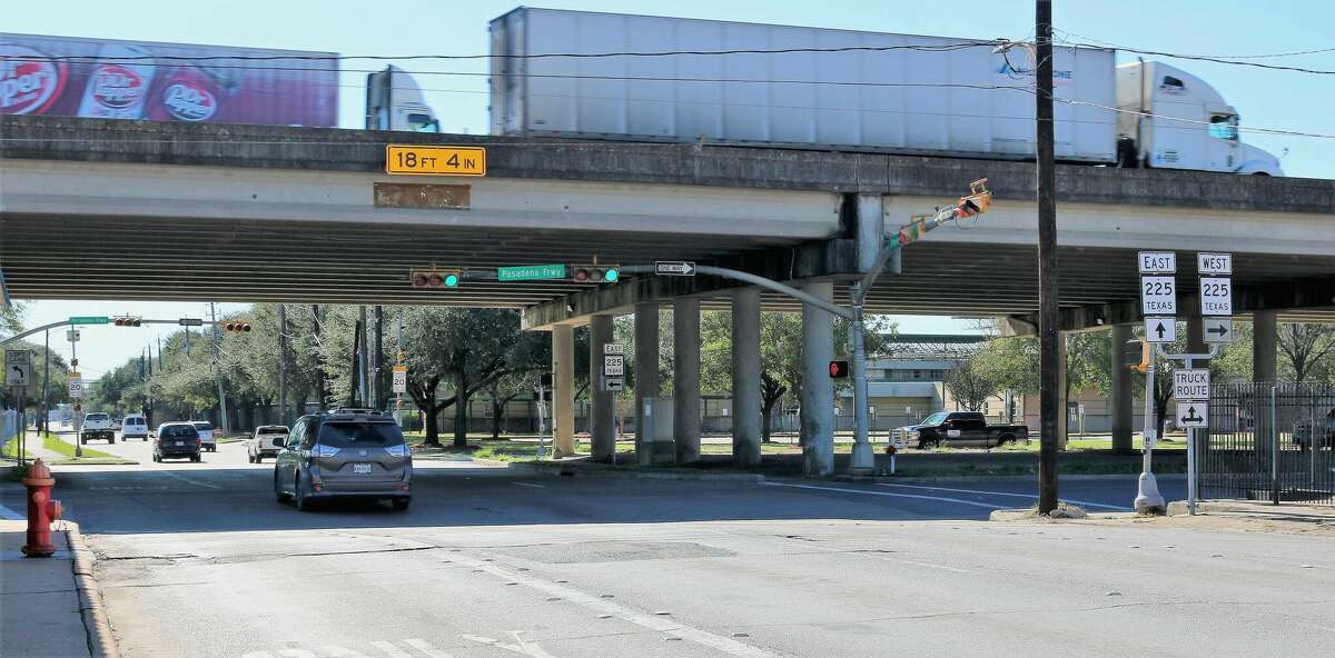 A truck roars overhead on Texas 225 at the Shaver intersection. A Pasadena Economic Development Corp. project aims to improve the link between the city's Shaw District and the rest of Pasadena by improving the area at underpasses. 