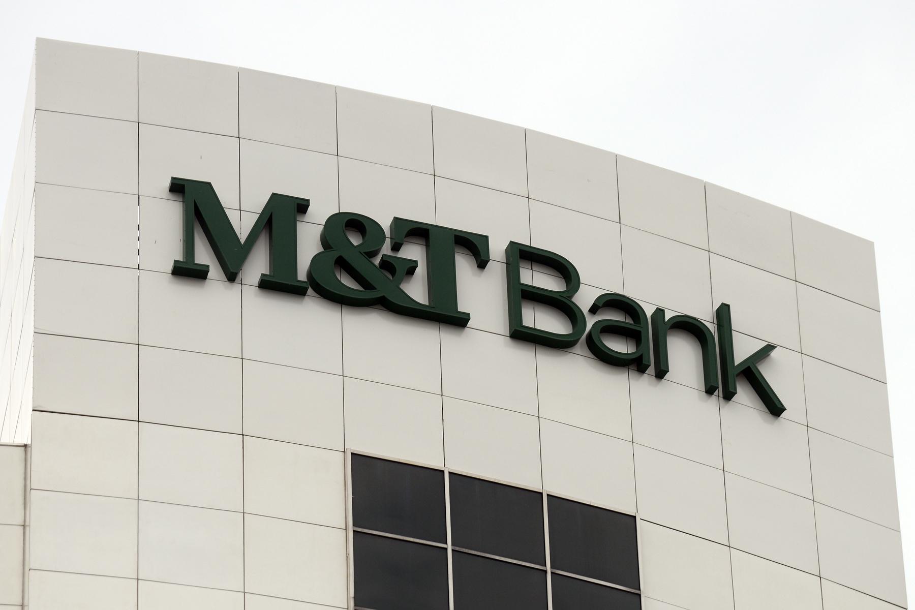 New M&T Bank customers face long waits to solve online issues