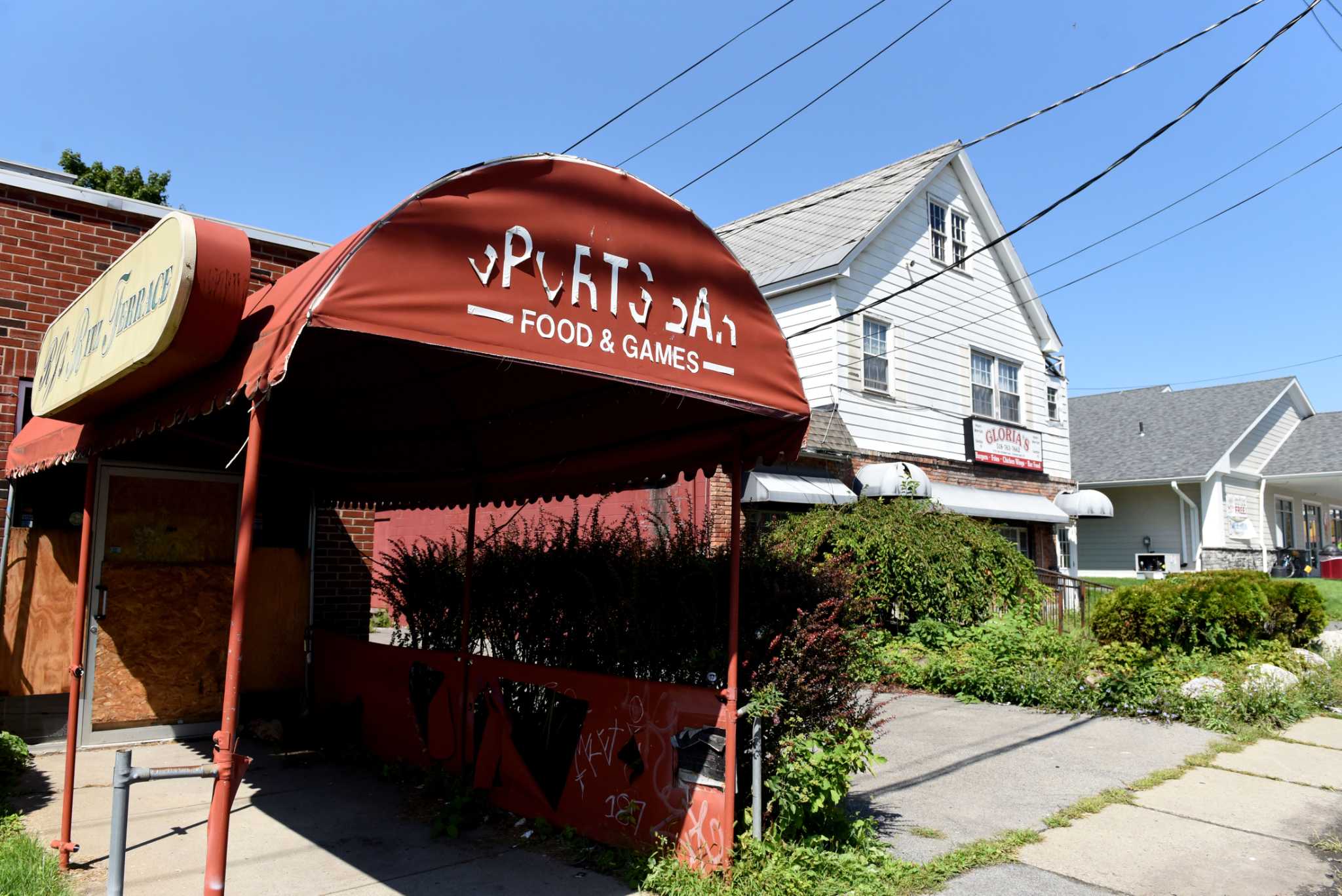 Two former restaurant sites will be ripped down in Schenectady
