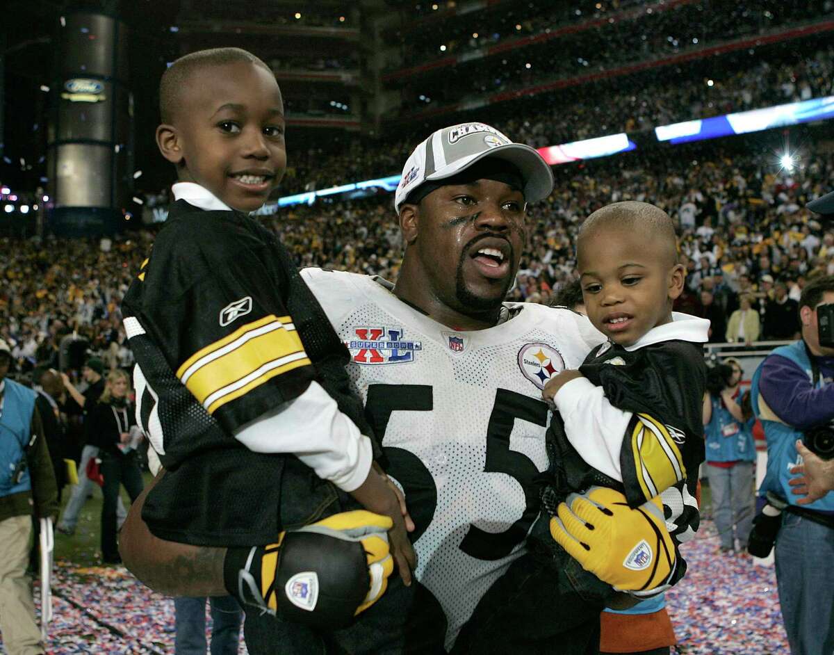 Joey Porter of the Pittsburgh Steelers celebrates after winning Super Bowl XL Between the Pittsburgh Steelers and the Seattle Seahawks at Ford Field in Detoit, Michigan on February 5, 2006. (Photo by G. N. Lowrance/NFLPhotoLibrary)