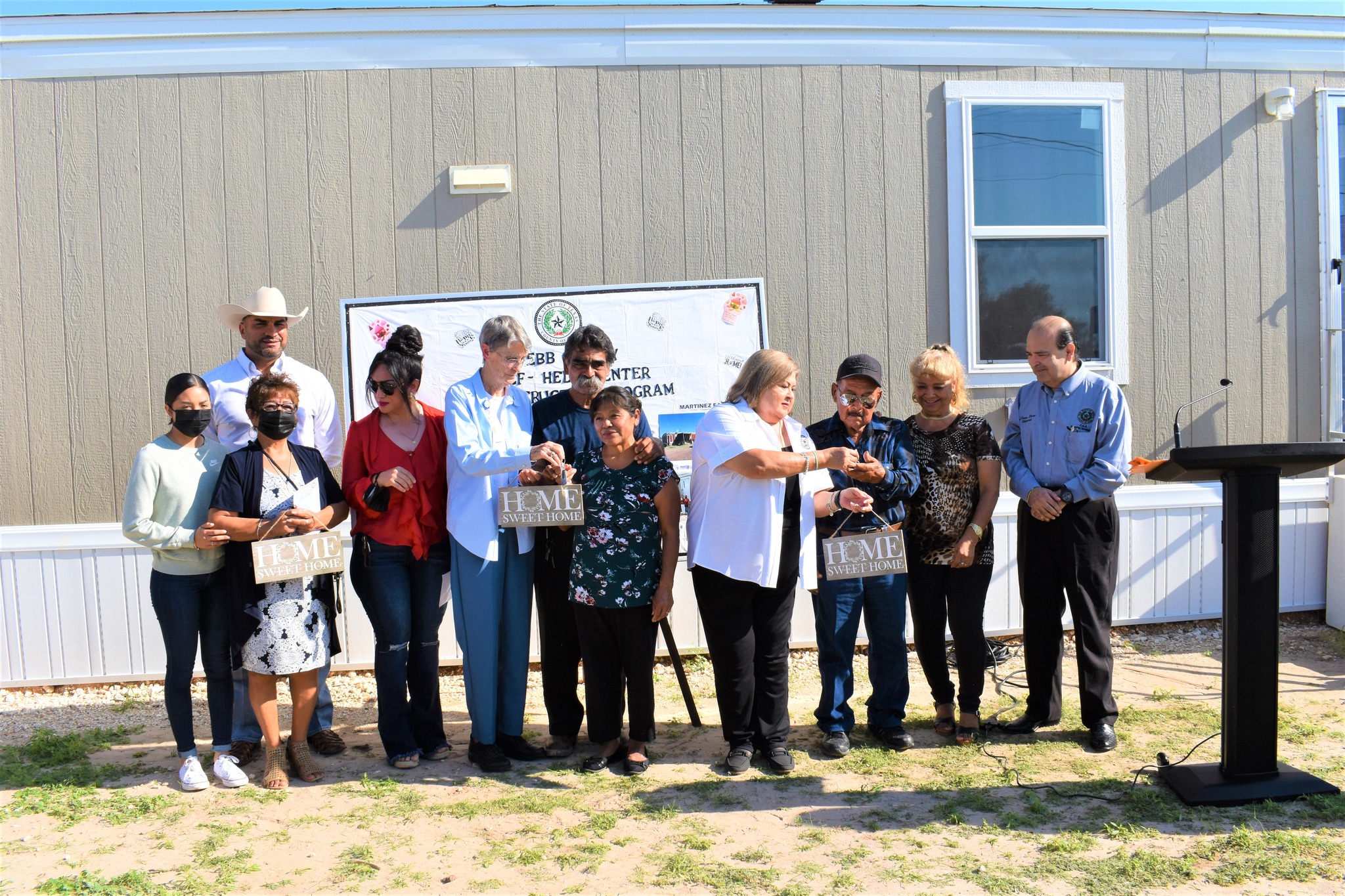 Three families receive new mobile homes through Webb Co. program - Vimarsana News