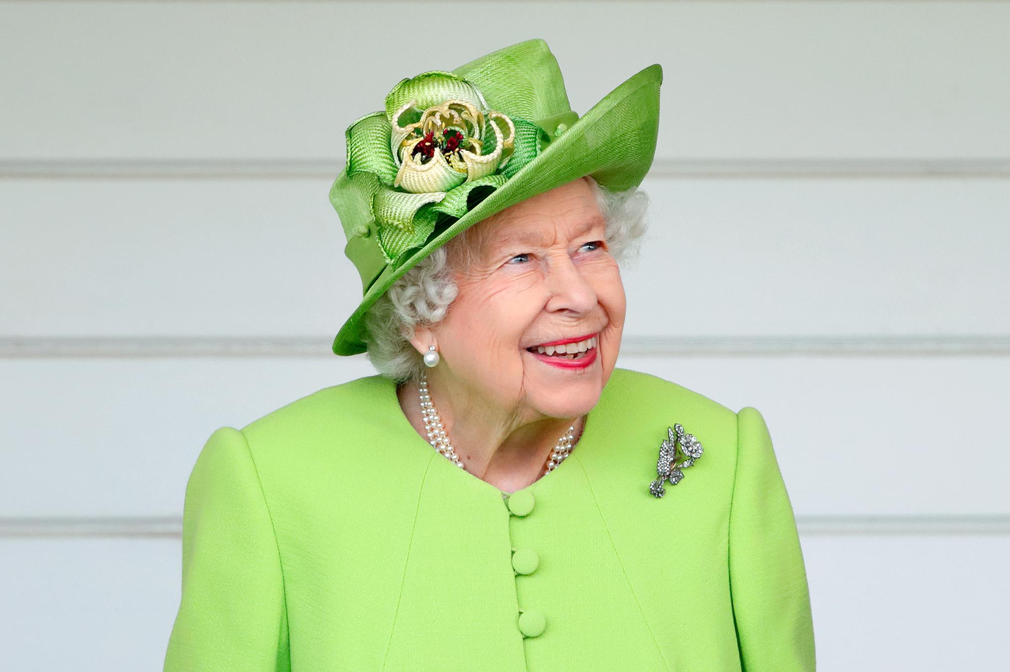 'I grew up with her:' U.K. emigres and S.F. politicians mourn Queen Elizabeth's passing - Vimarsana News
