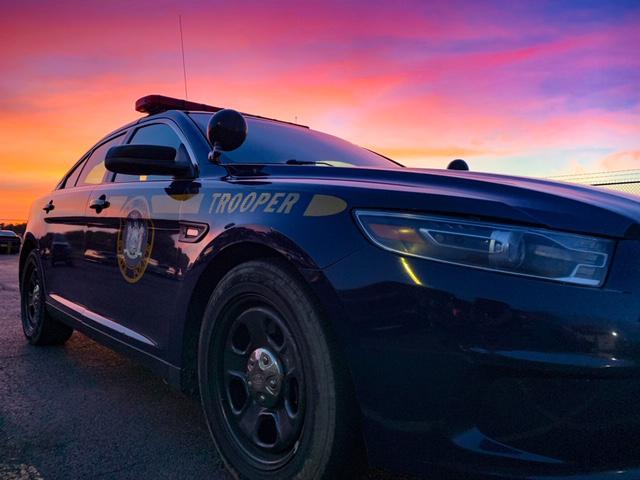 Police: NY state trooper hurt in hit-and-run crash on I-95 near Connecticut border - Vimarsana News