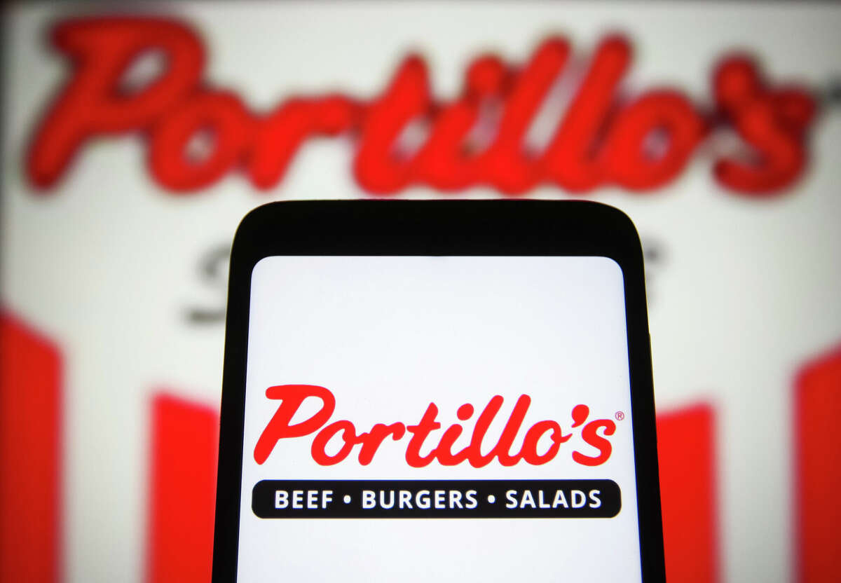 Chicago Italian beef chain Portillo's is making a big push into North Texas in the coming years, starting with its first brick-and-mortar location in DFW-area township The Colony in 2022.