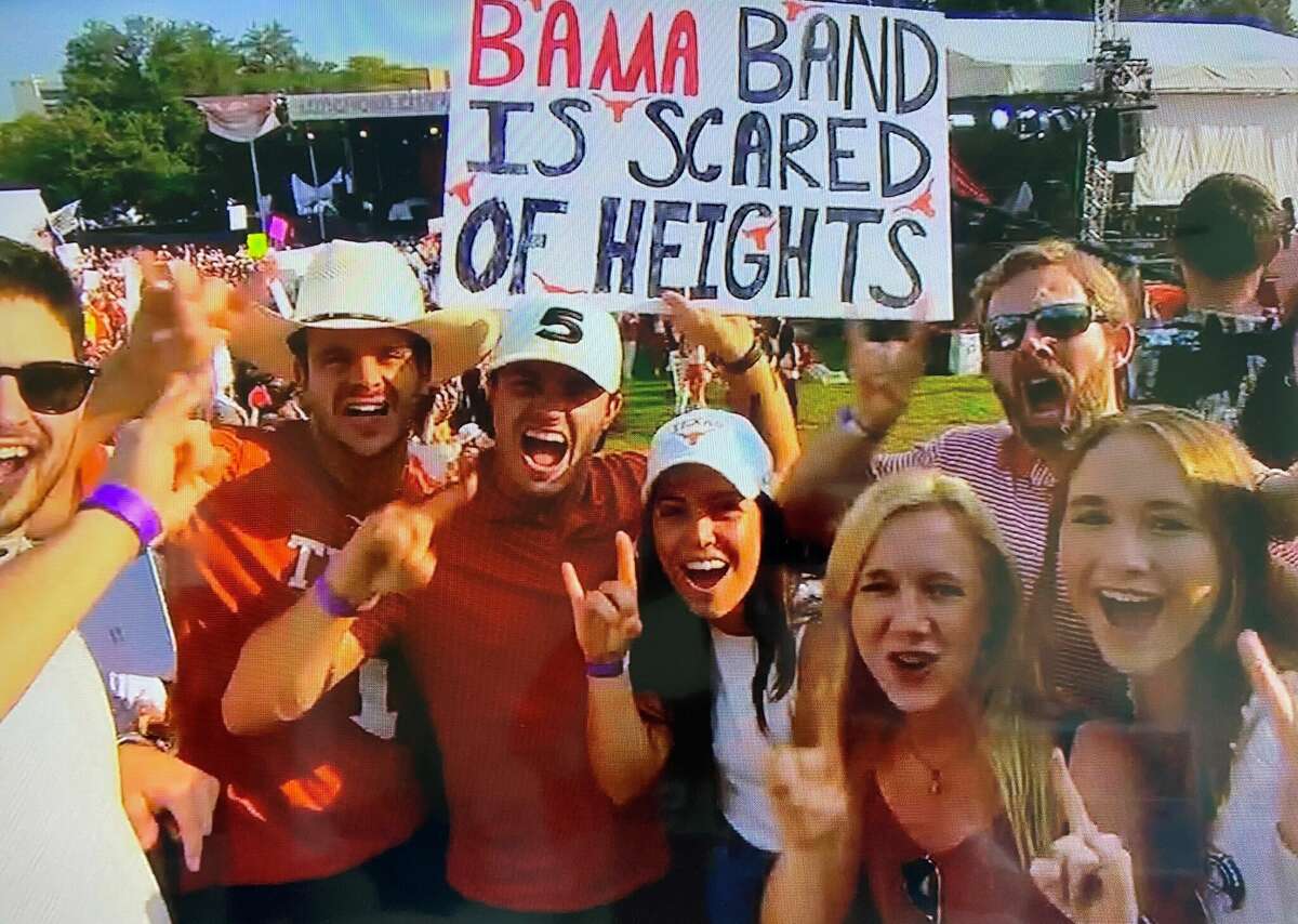 Best Signs At College Gameday Before Texas-Alabama Game