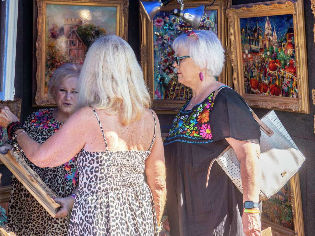 Artists and art lovers interact during the 58th annual Septemberfest 09/10/2022 at the Museum of the Southwest. Tim Fischer/Reporter-Telegram