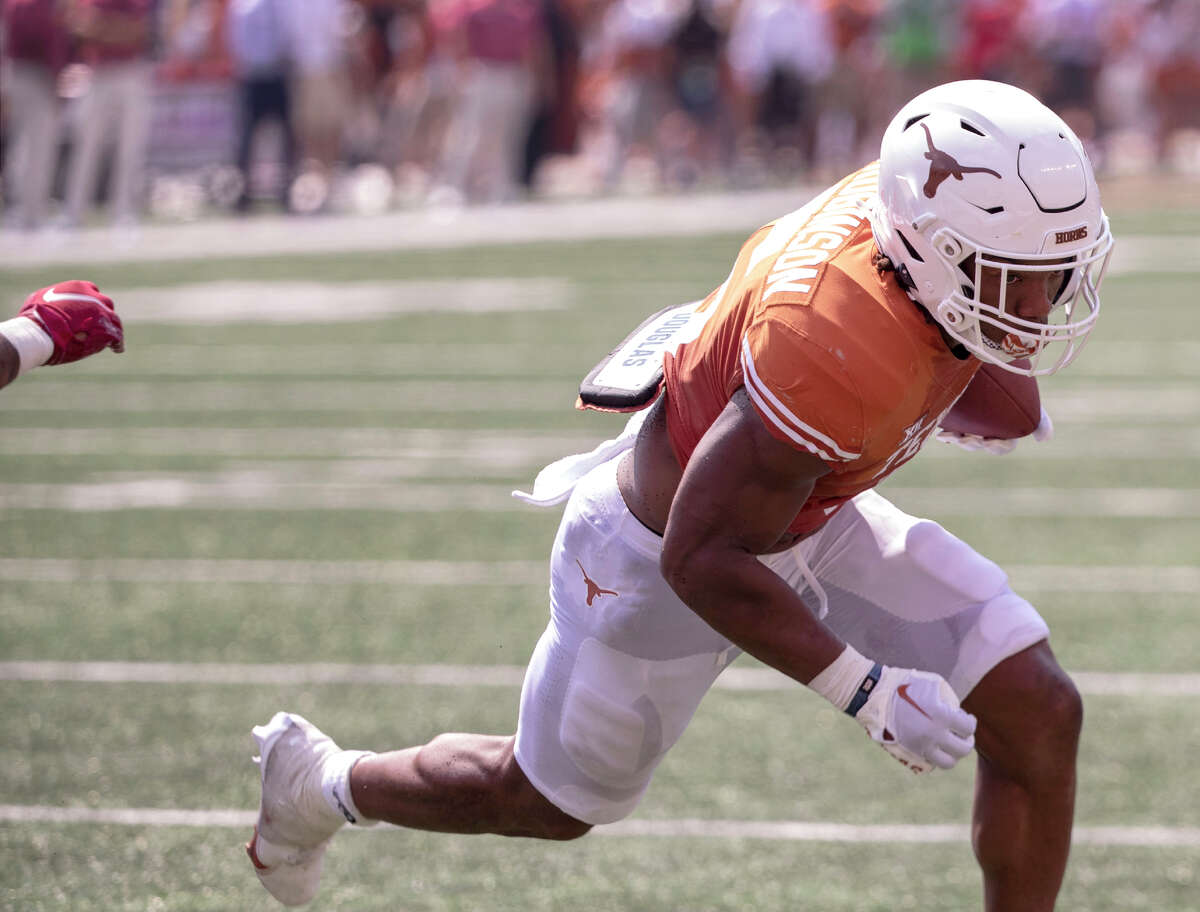 Heisman Trophy Texas RB Bijan Robinson focusing on wins, not award