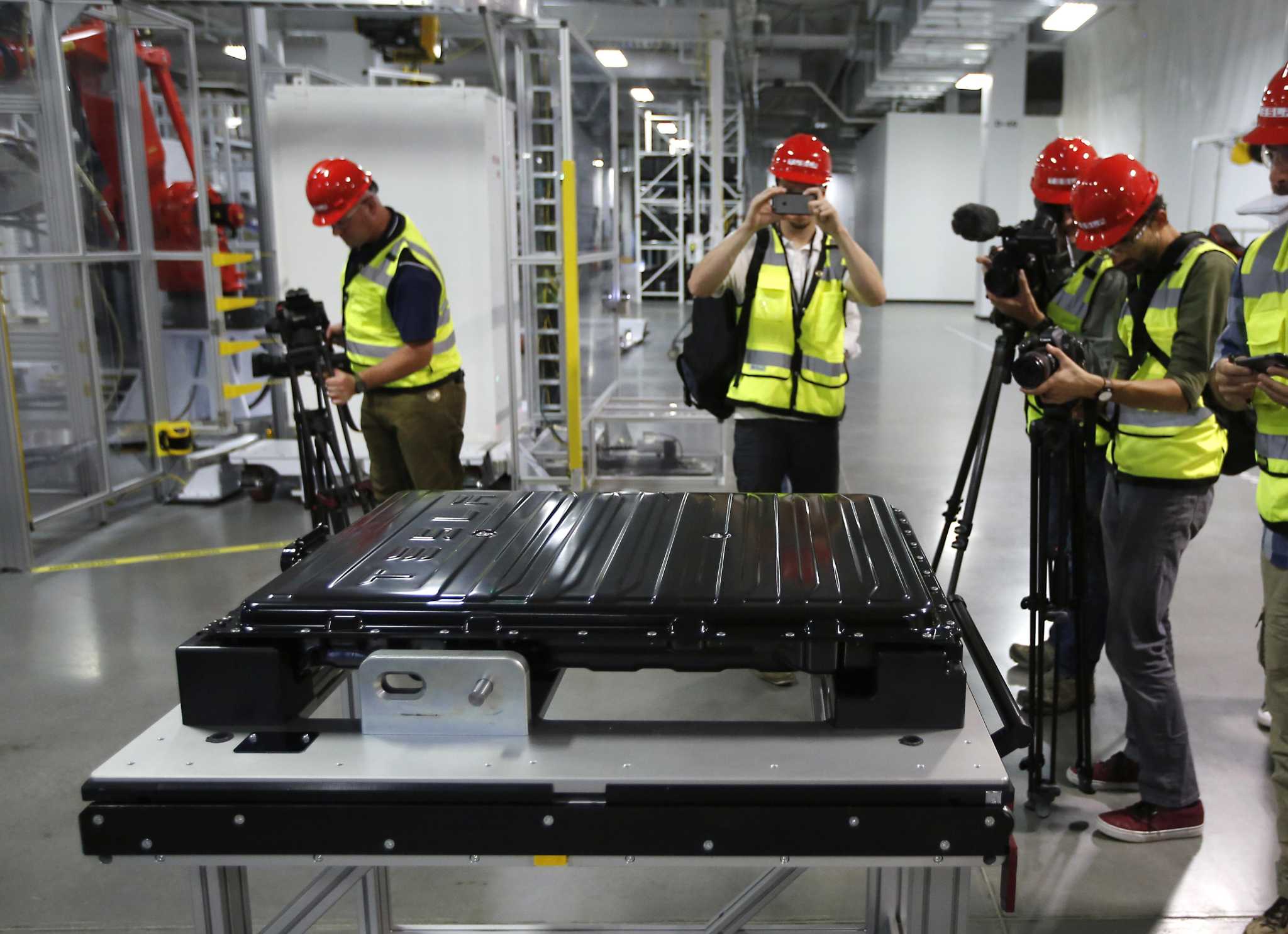 Tesla just one of many companies rushing for Texas tax break - Vimarsana News