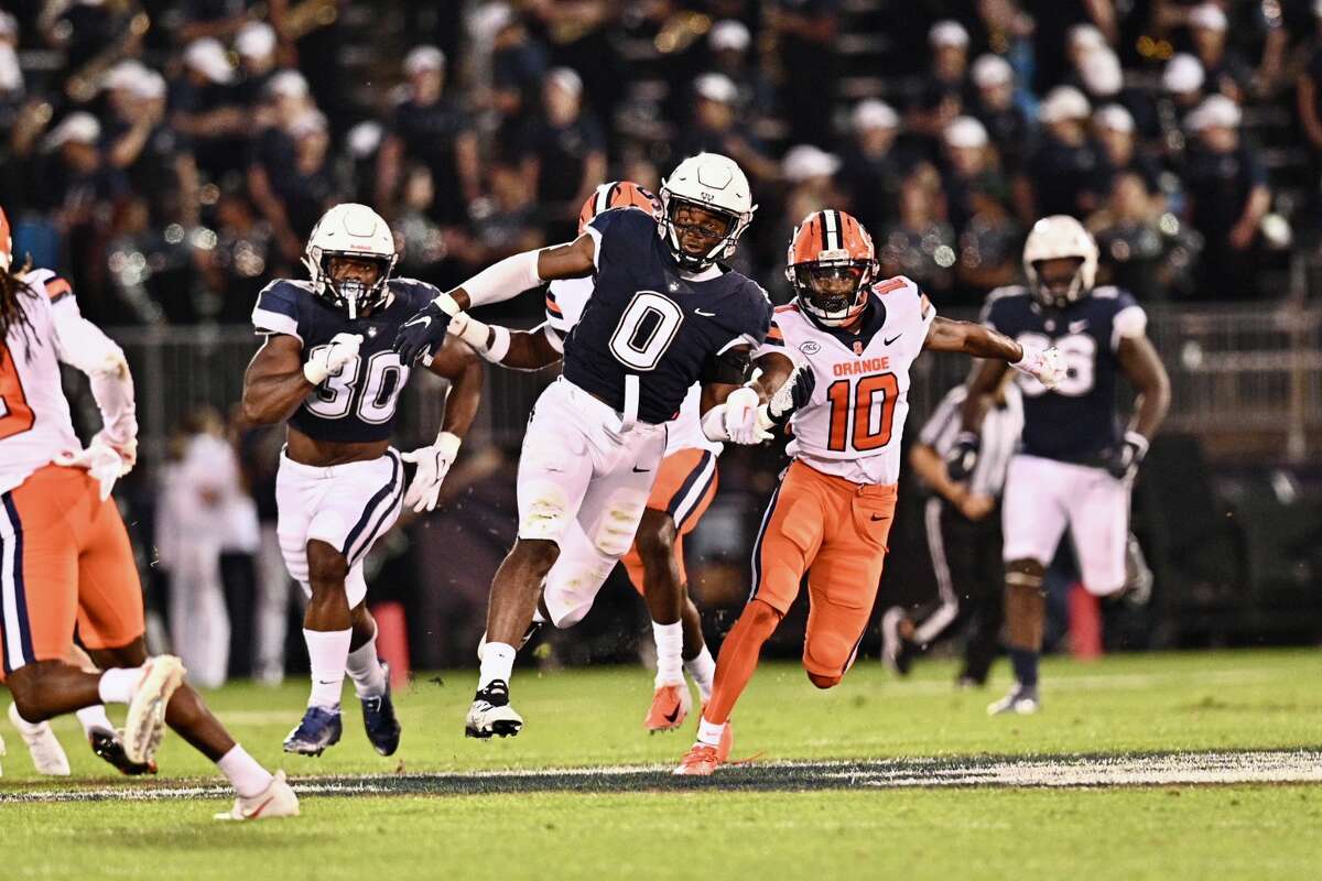 UConn Football Team Loses To Syracuse At Rentschler Field