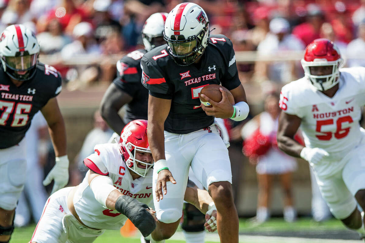 Story photo for New QB on Cullen Boulevard
