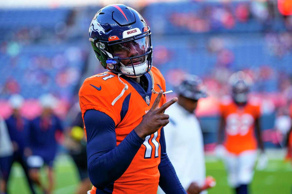 49ers sign Josh Johnson off Broncos practice squad, marking