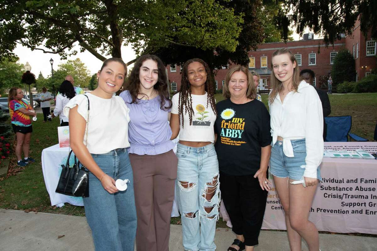 From left to right: Elizabeth Haney, Amy Balducci, Nyasha Jones, Gillian Anderson, and Samantha Glenn at the  second annual “A Night to Shine Your Light,” which took place Friday, Sept. 9, 2022 at the Trumbull Town Hall Gazebo on Churchill Road.
