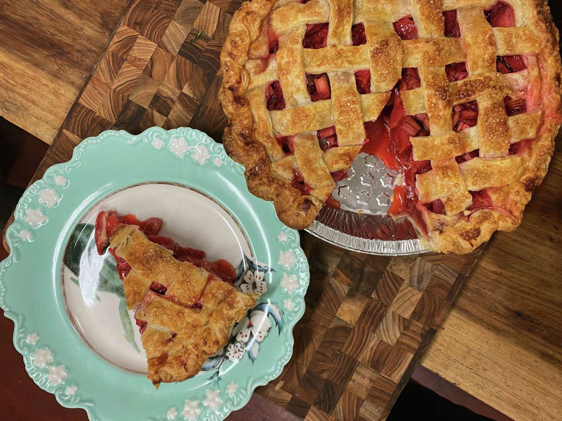 Eat pie and drink wine at this upcoming Oakland cafe