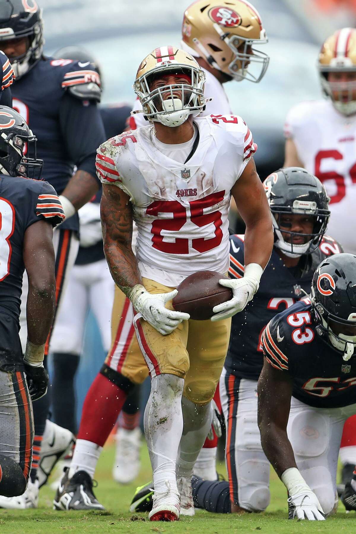 49ers running back Elijah Mitchell hasn’t played since the season-opening loss to the Bears, when he ran for 41 yards.