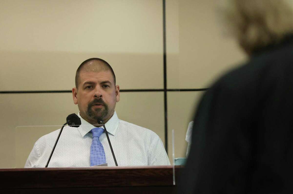 Jeremy Miner, a former deputy in the Precinct 2 constable’s office, testifies Monday in the sentencing hearing for ex-constable Michelle Barrientes Vela, convicted this month of two counts of tampering with evidence.