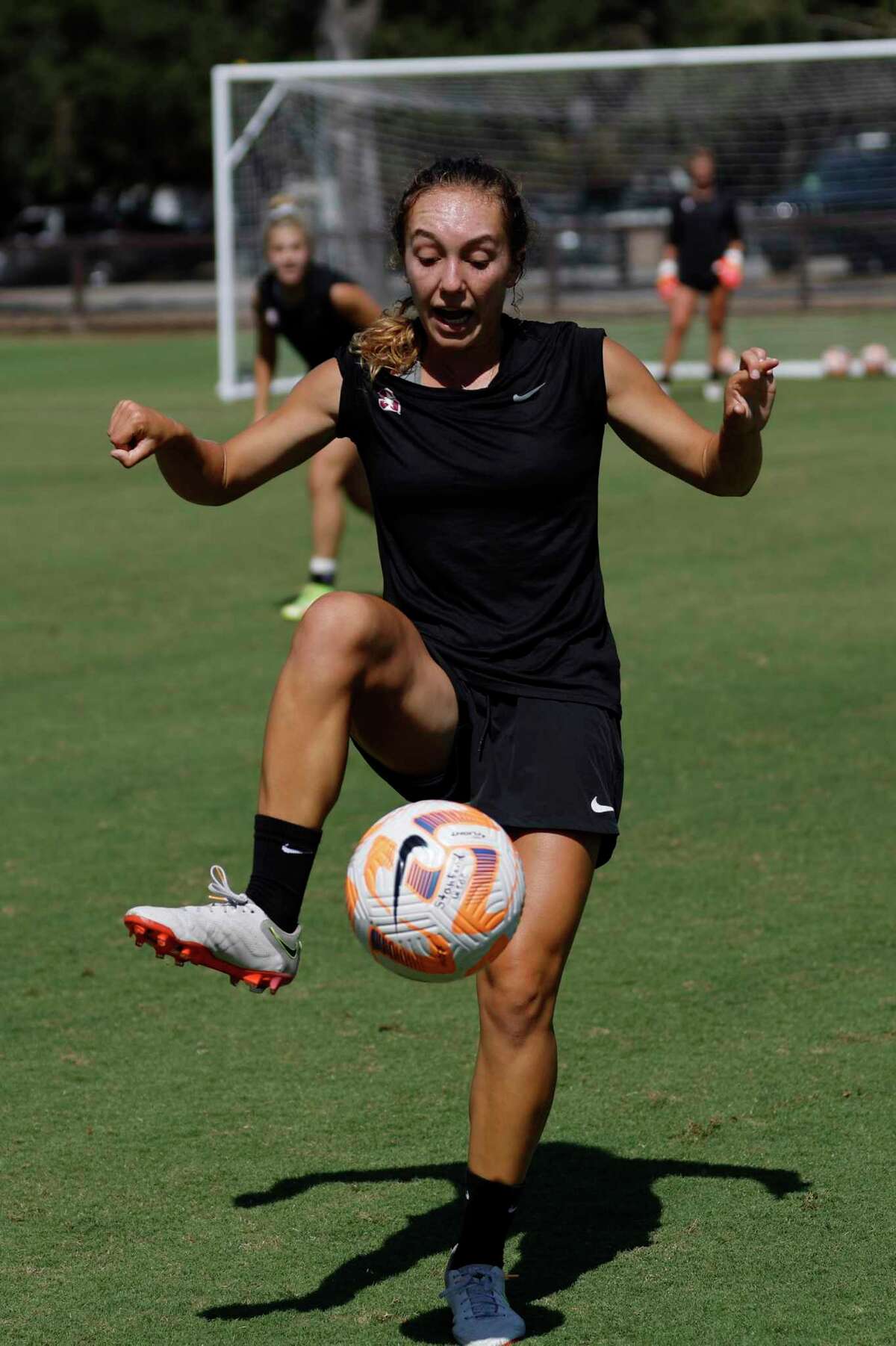 Stanford’s Allie Montoya (3) controls the ball during soccer practice at the Maloney Field on the campus at Stanford, Calif., on Tuesday, August 16, 2022.