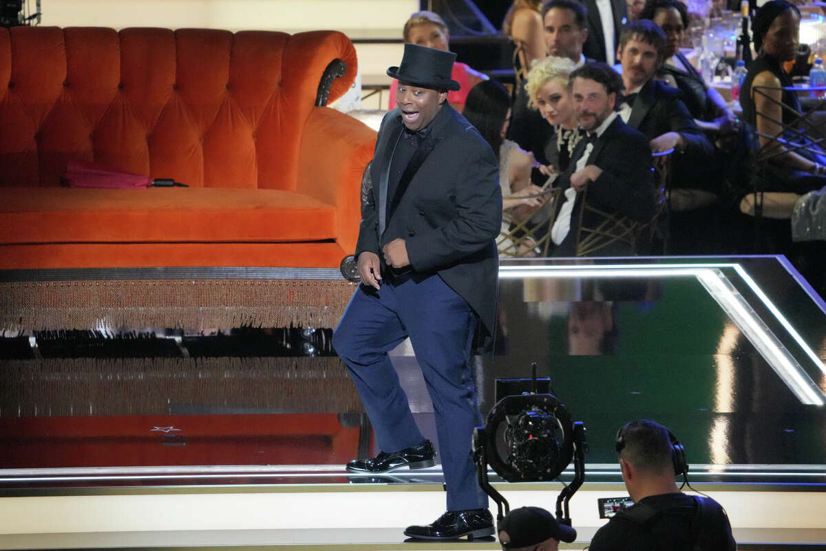 Host Kenan Thompson performs onstage during the 74th Primetime Emmys at Microsoft Theater on September 12, 2022 in Los Angeles, California.