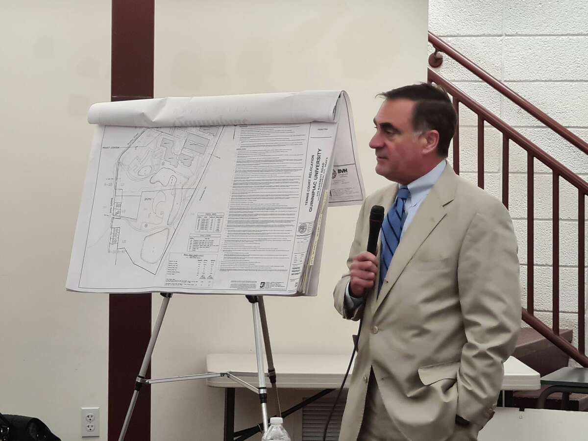Bernard Pellegrino presents Quinnipiac University's tennis courts project to North Haven Planning and Zoning commissioners at Memorial Library in North Haven Sept. 12, 2022.