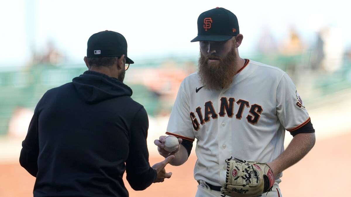 'Disrespectful': Giants pitcher Littell gets into it with Kapler