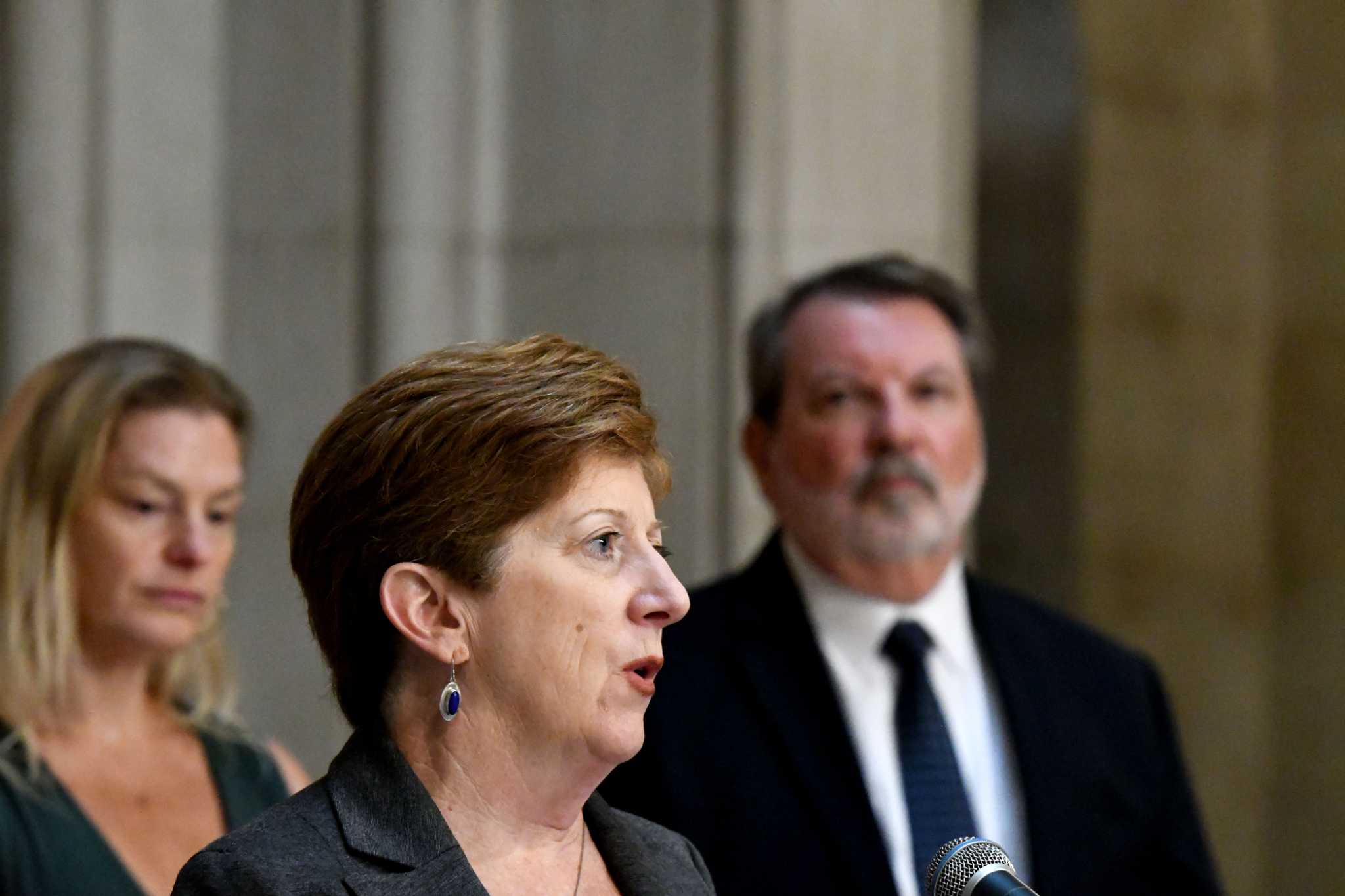 Council 82 sues Albany over public safety commissioner law