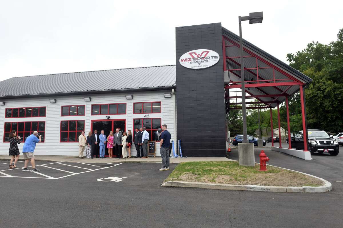 Wiz Auto Group opens dealership at former Milford Land Rover location