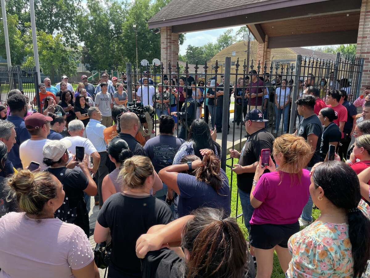 Heights High School scare Hoax call of 10 shot prompted lockdown