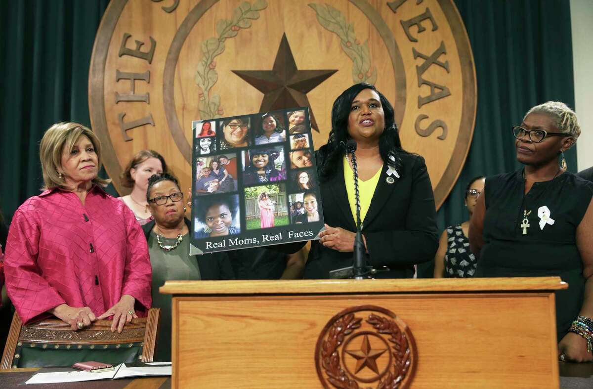 Representative Shawn Thierry, D-Houston, calls for Texas to do more study of maternal mortality data during a special legislative session in July 2017. Representative Helen Giddings (left), D-DeSoto, and Marsha Jones, Executive Director of The Afiya Center, look on.