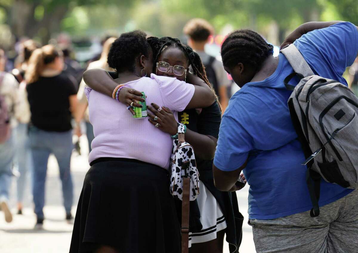 Heights High School scare Hoax call of 10 shot prompted lockdown