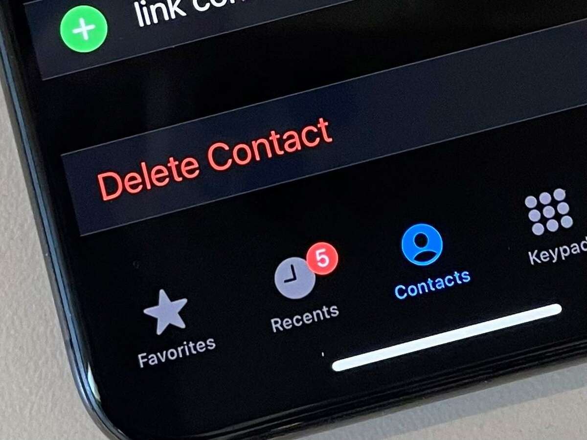 There’s an easier way to delete iPhone contacts than doing so one by one on your phone.