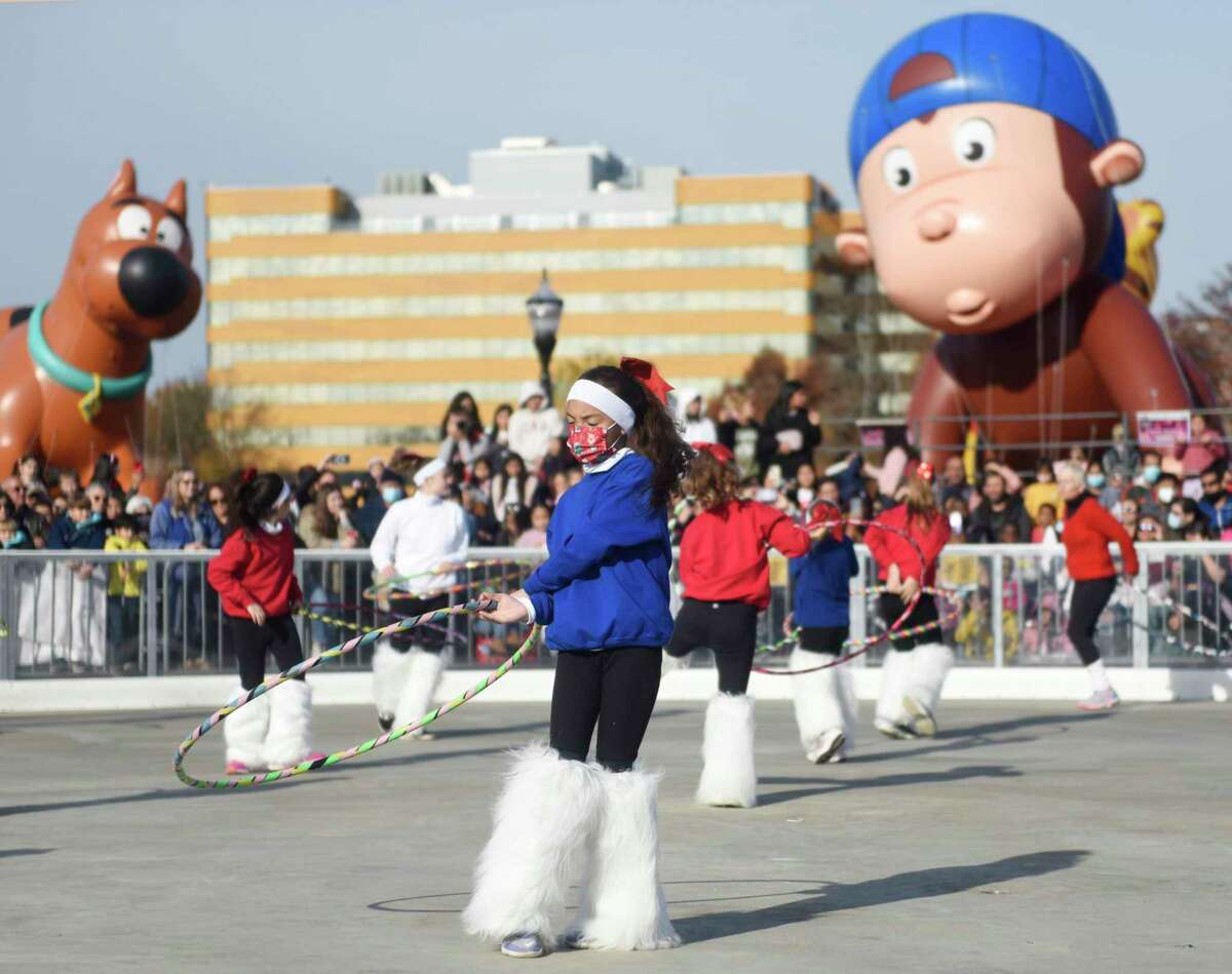 Stamford Thanksgiving parade returns for first time since 2019