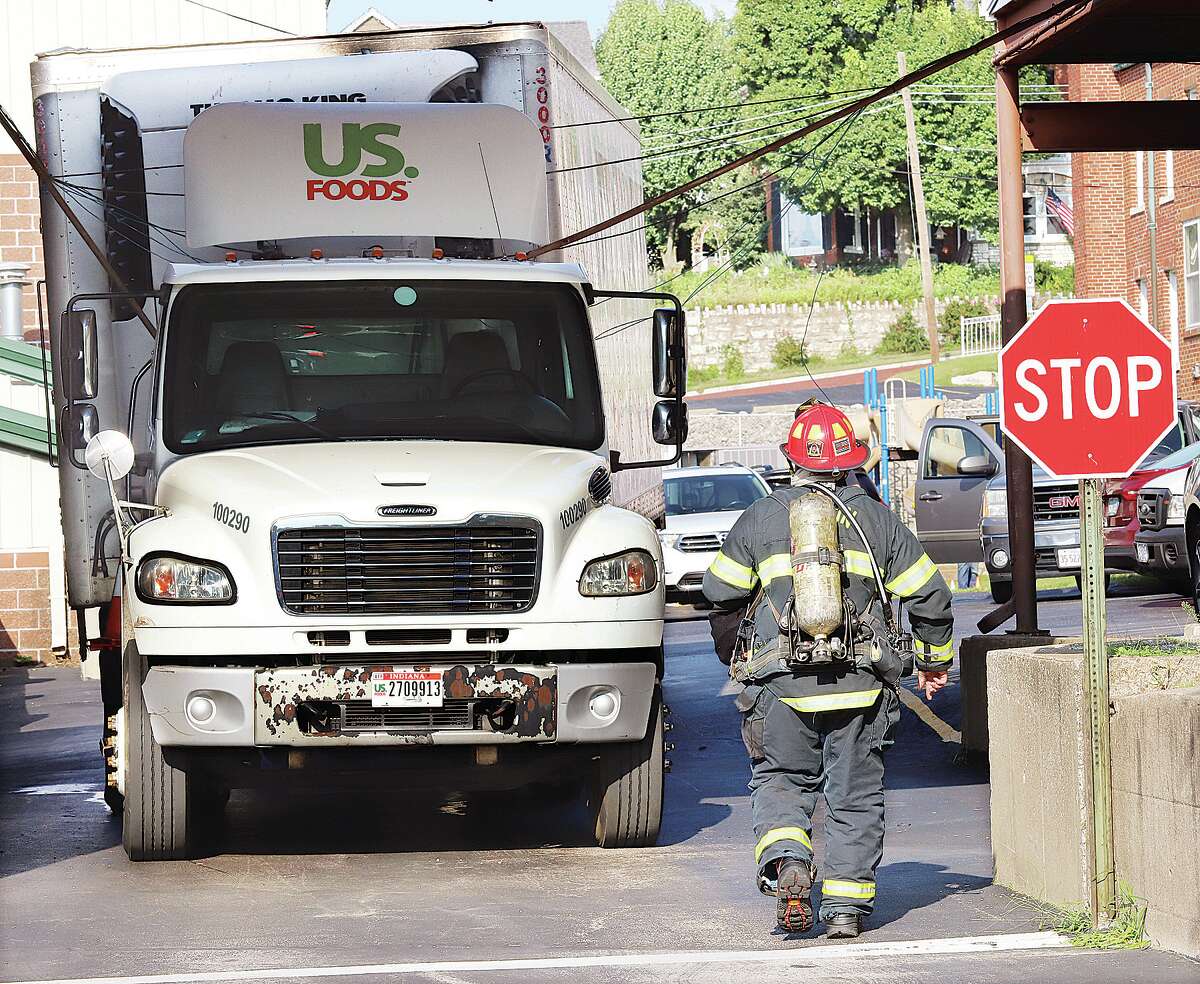 Broken gas line forces Alton evacuation
