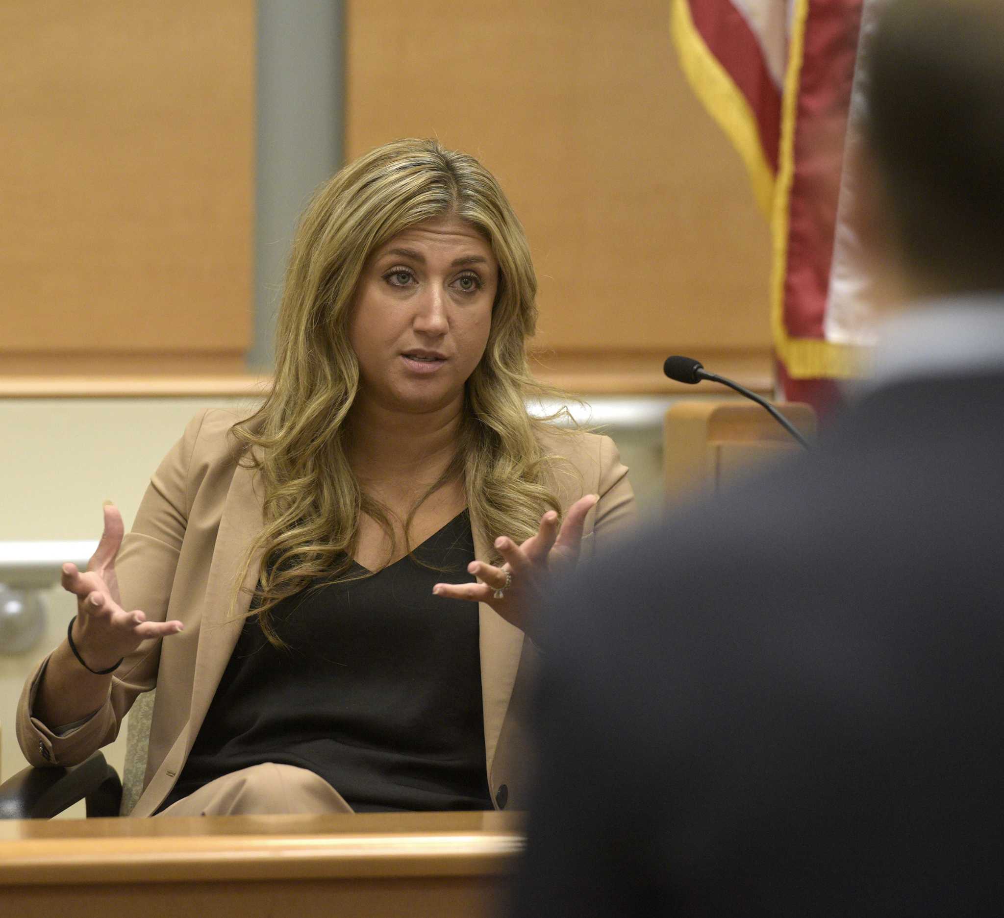 Alex Jones turns heated CT courtroom moment into cryptocurrency ad