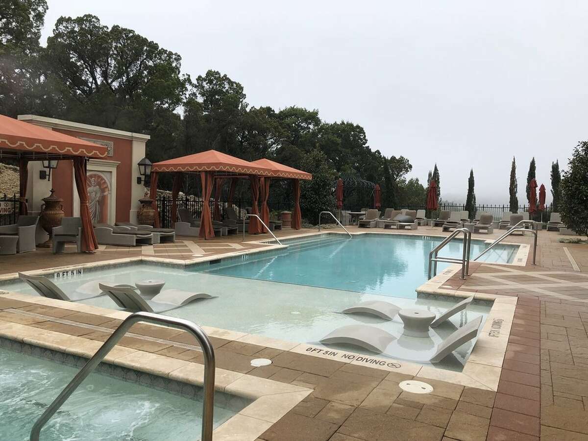 Just a few miles outside of Austin, in the Texas Hill Country, is Hotel Granduca and its tranquil pool. This nine-floor hillside hideaway’s architecture and landscaping is reminiscent of an Italian Villa.