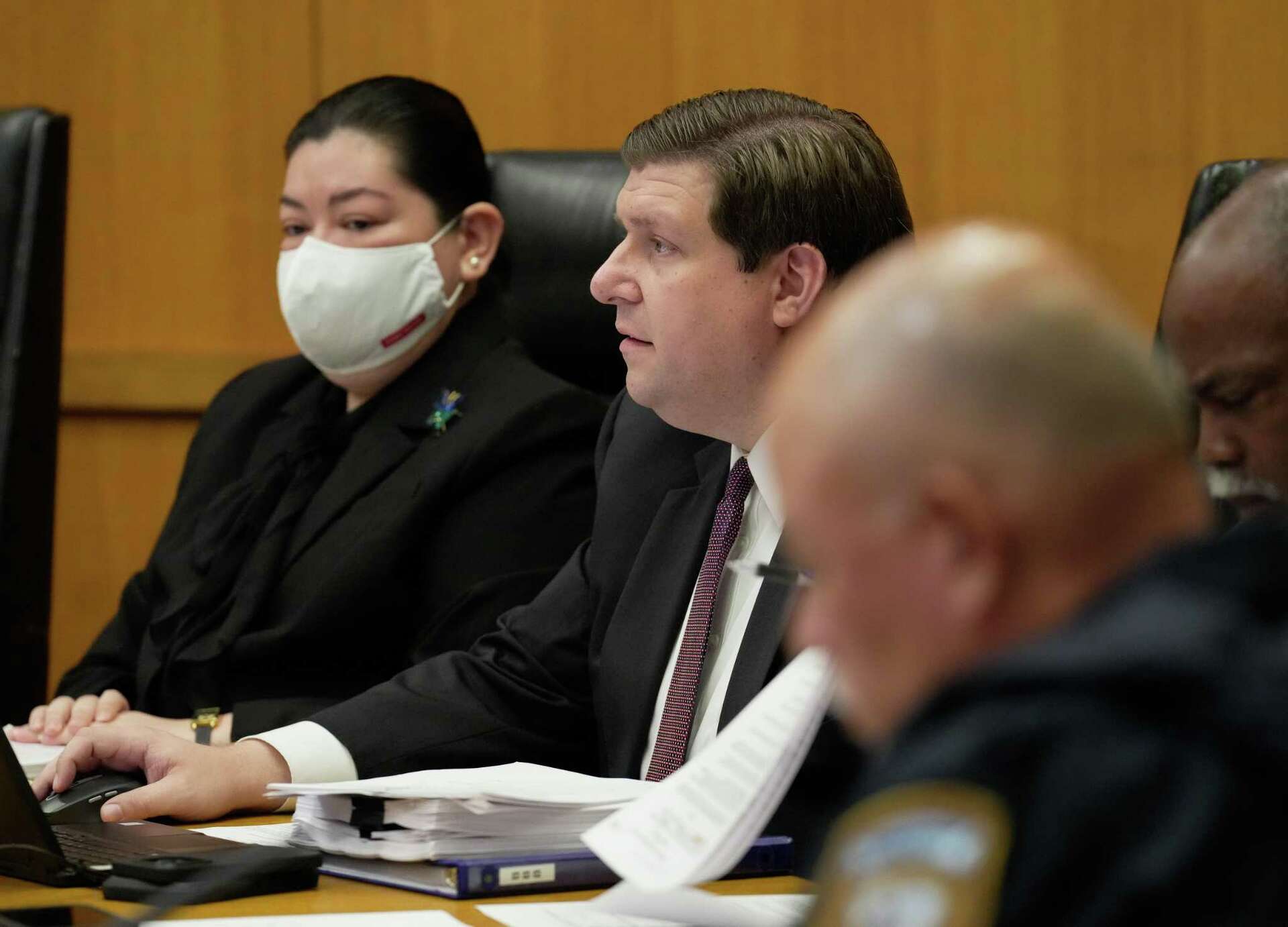 Bail bond siblings face continued scrutiny in Harris County meeting ...