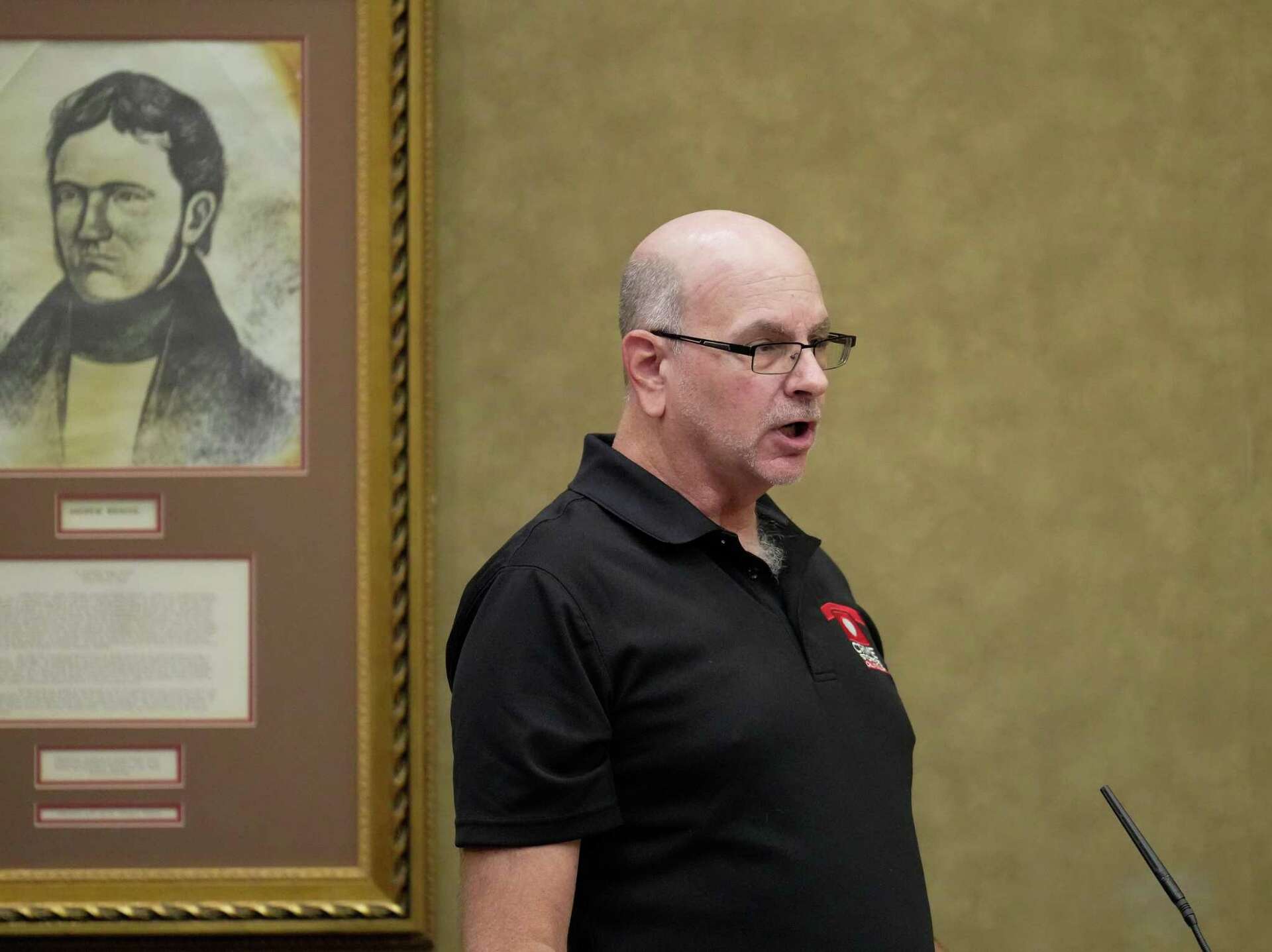 Bail bond siblings face continued scrutiny in Harris County meeting ...