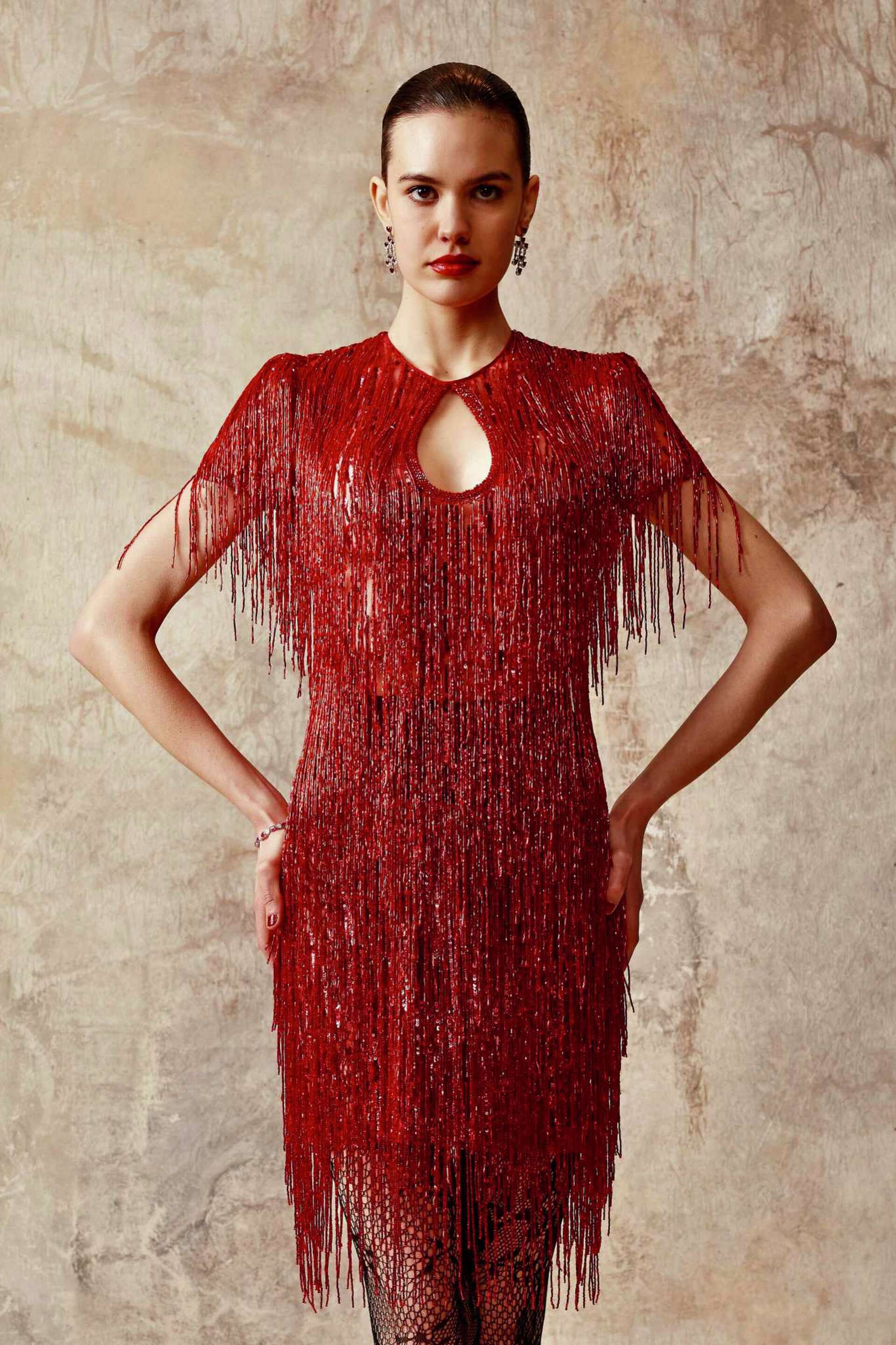 naeem khan red dress N Gal Elegant Red Floral Gown Naeem Khan Red/Multi Floral Lace Gown Vivaldi  Boutique