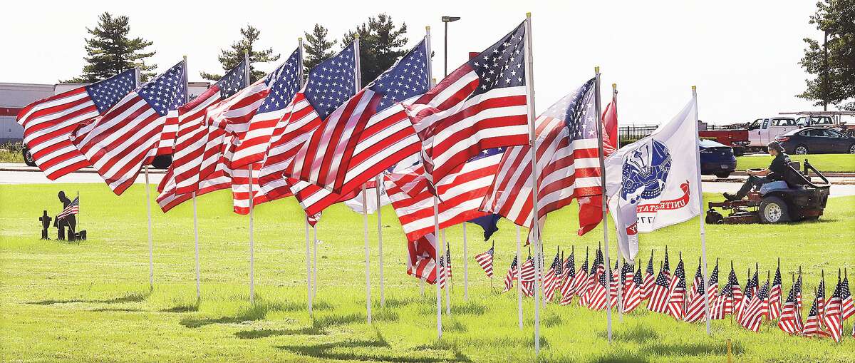 old looking american flag