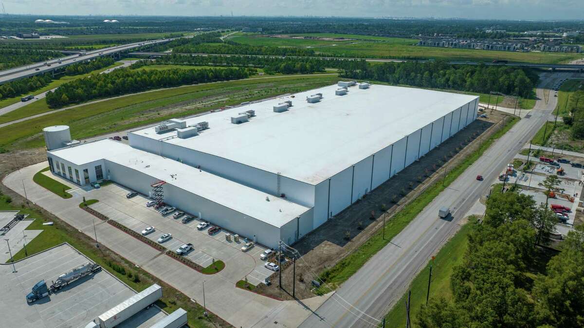 With new indoor and outdoor spaces, renovated Houston Center complex