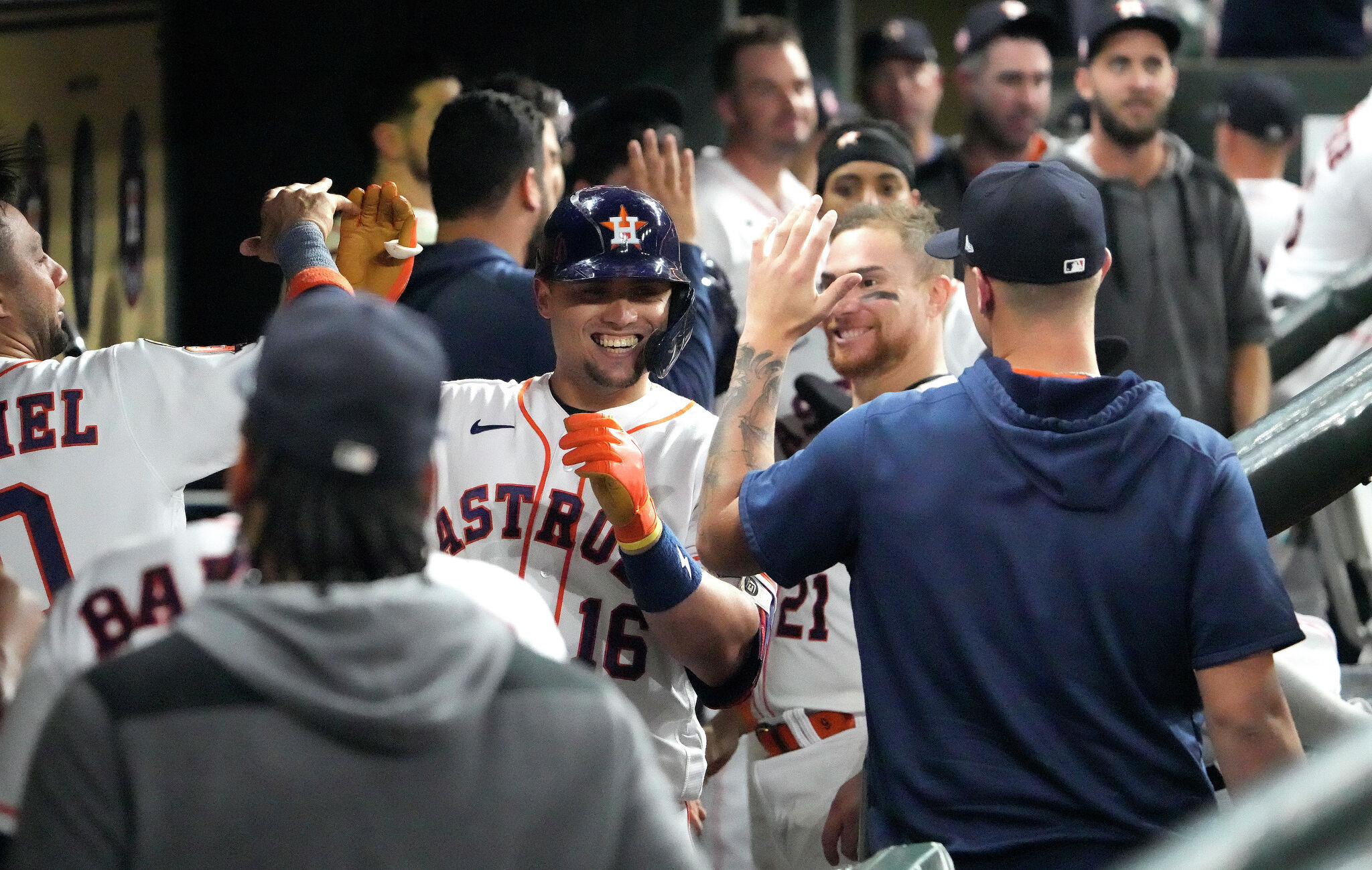 Around The Bases: Astros Drop Series Against Mariners, Houston Style  Magazine