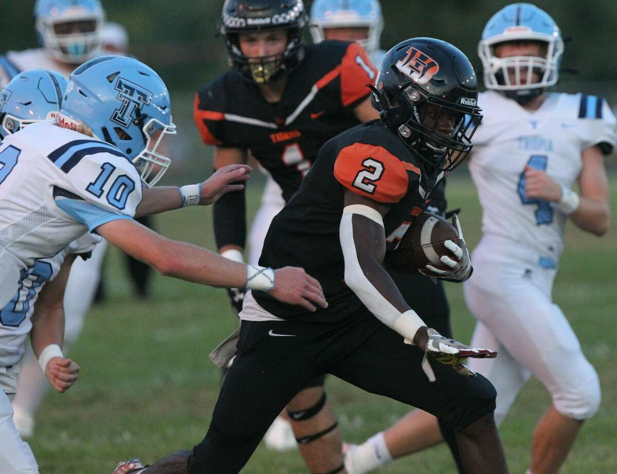 Gallery: Beardstown football vs. Triopia