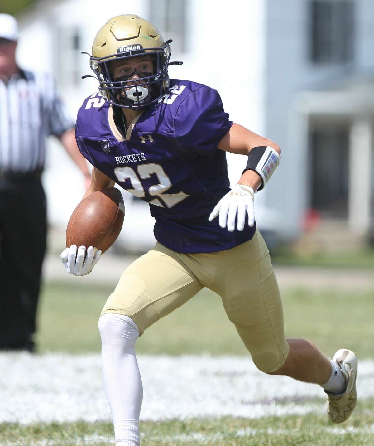 Senior Aiden Lahey steps up for Routt football team