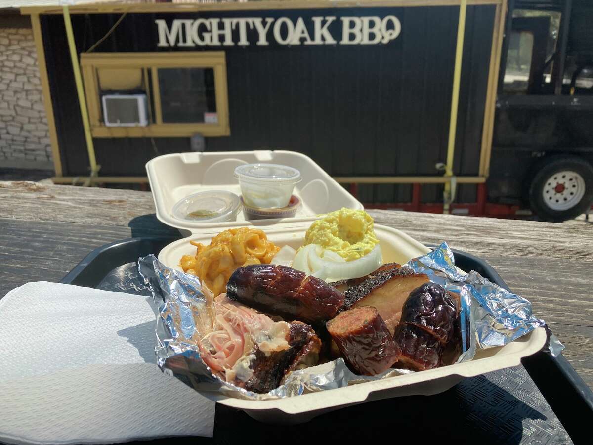 Mighty Oak BBQ permanently parks food truck in New Braunfels