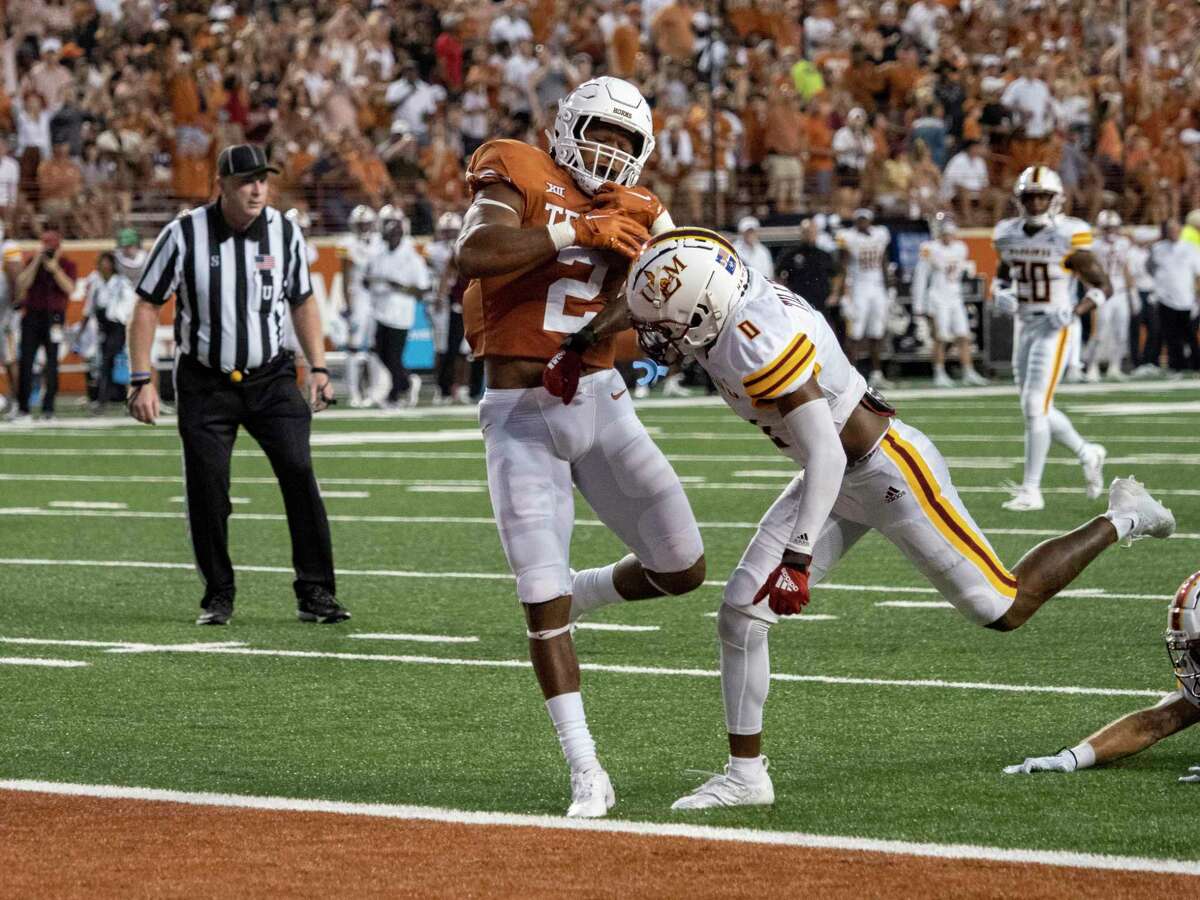 NCAA Football Jersey Texas Longhorns Roschon Johnson #2 College White