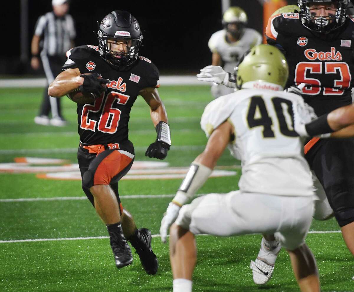 High school football makes its comeback on Monday night