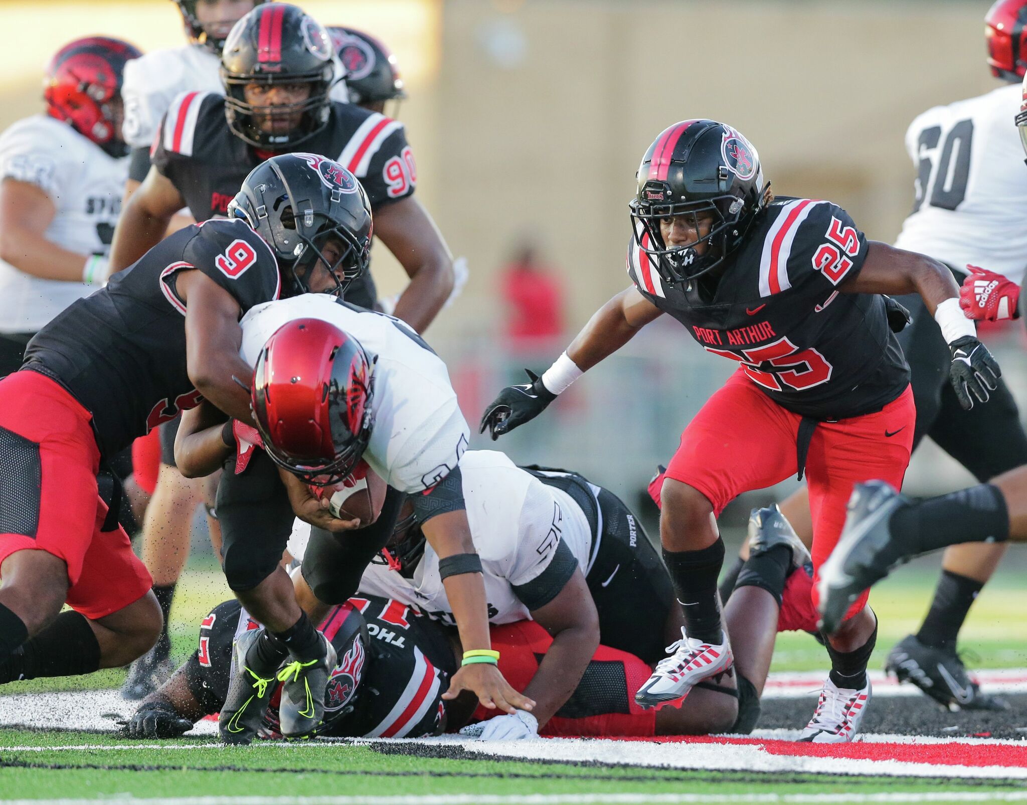 Football: Jah Reid Earns Super Bowl Ring